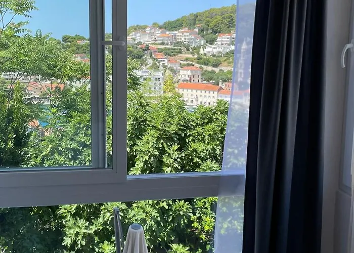 Yukka Comfor Center Hvar With Parking *